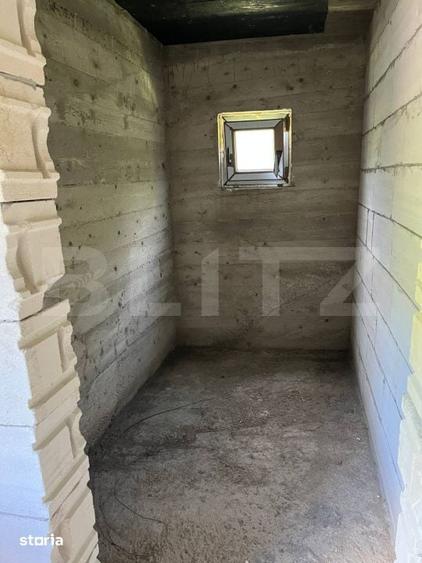Casă cu 6 camere decomandat cu Teren 1000 Mp în Central