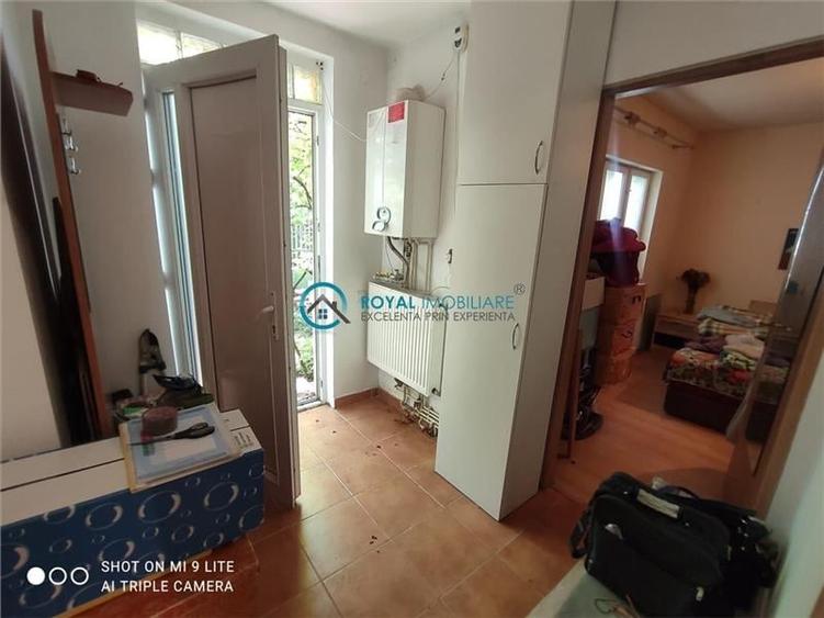Casă individuală cu 2 camere cu Teren 130 Mp în Cantacuzino