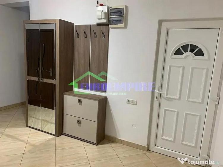 Casă cu 5 camere cu Teren 150 Mp în Lazu