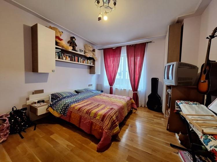 Apartament cu 3 camere semidecomandat, mobilat în Florești — fotografia 3