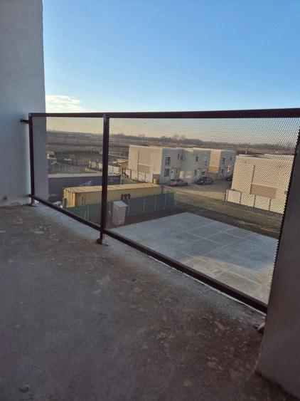 Apartament cu 3 camere decomandat în Moșnița Nouă