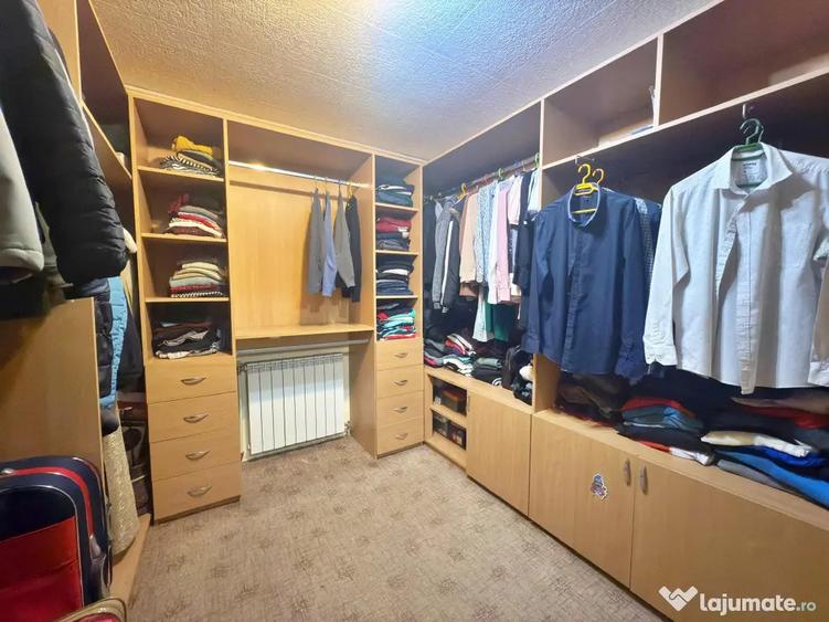 Apartament cu 4 camere decomandat, mobilat în Vladimirescu