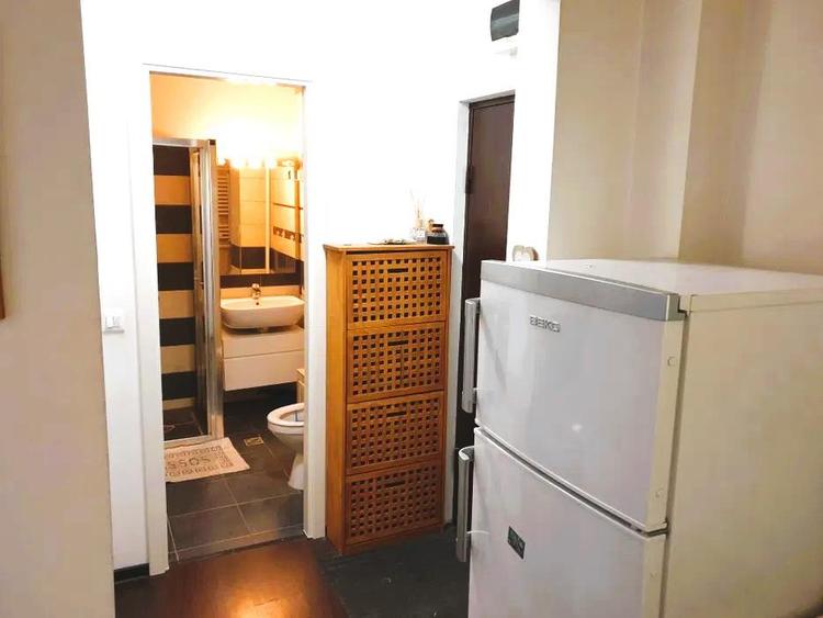 Apartament cu 2 camere decomandat, mobilat în Micro 14