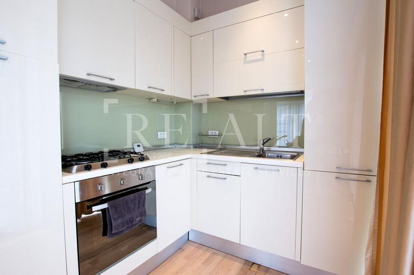 Apartament cu 2 camere decomandat, mobilat în Barbu Văcărescu