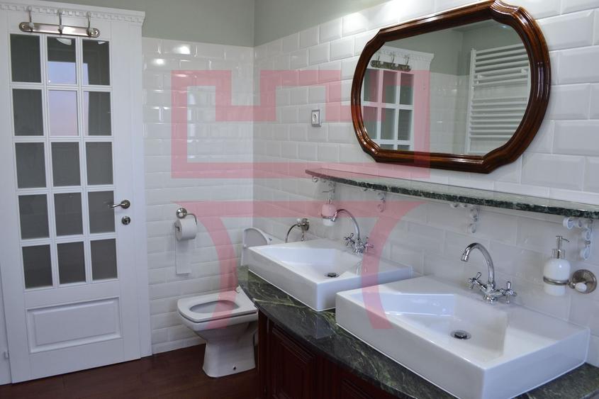Apartament cu 4 camere decomandat, mobilat în Mărăști