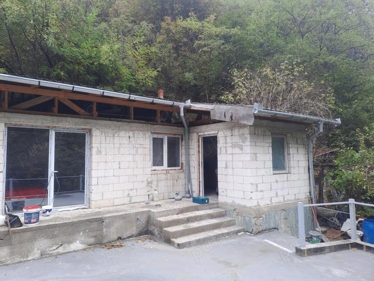 Spațiu comercial, de 55 mp, în Aurel Vlaicu