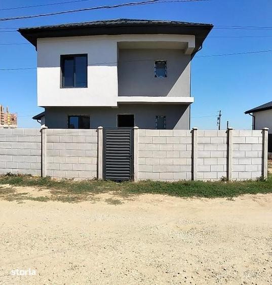 Casă cu 4 camere în Vârteju
