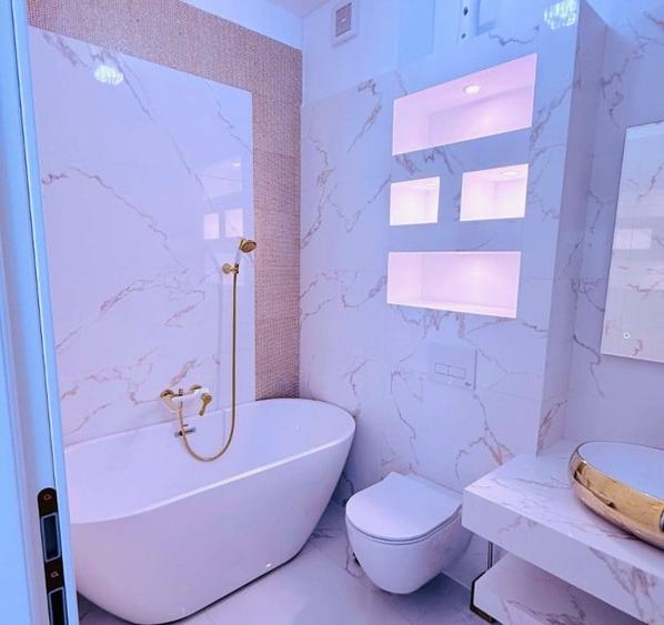 Apartament cu 3 camere decomandat, mobilat în Pipera