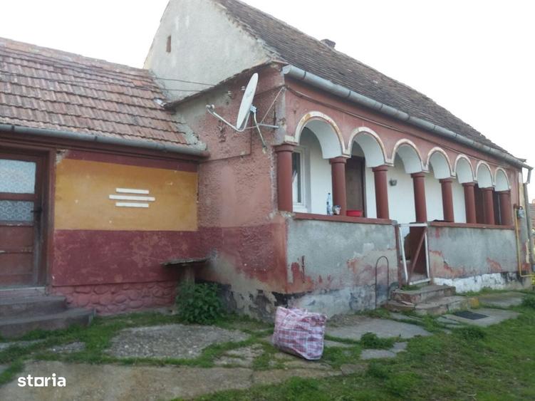 Casă cu 3 camere în Alămor