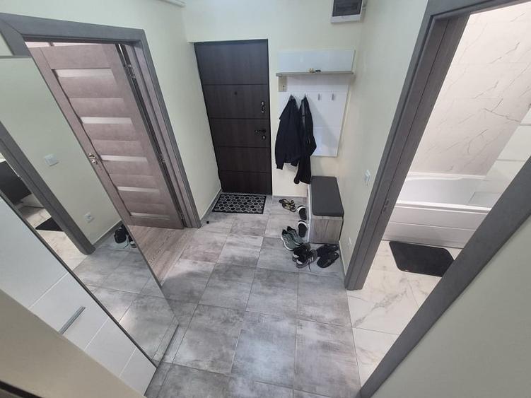 Garsonieră decomandată în Moara de foc