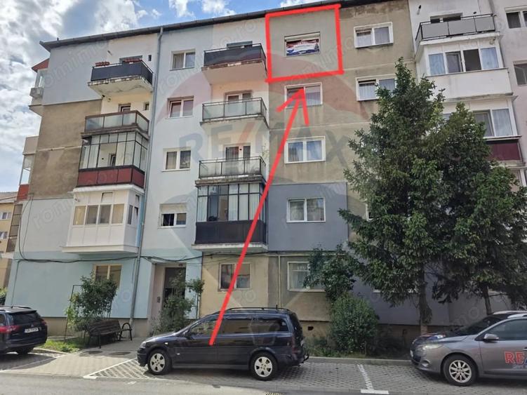 Apartament cu 2 camere decomandat în Vitrometan