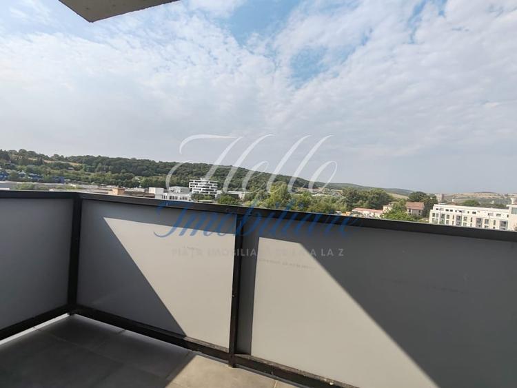 Apartament cu 2 camere semidecomandat, mobilat în Dâmbul Rotund