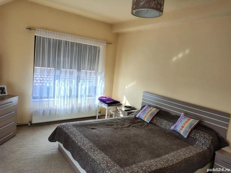 Casă cu 5 camere cu Teren 600 Mp în Central