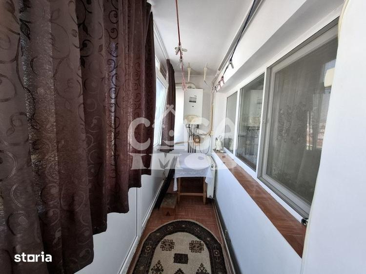 Apartament cu 2 camere semidecomandat în Micro 6