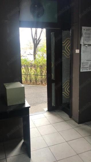 Spațiu comercial, de 25 mp, în Central