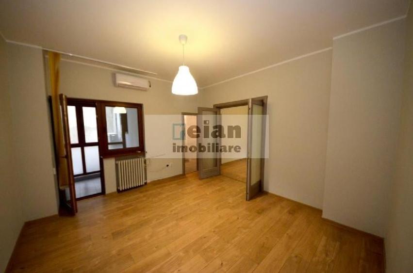 Apartament cu 2 camere semidecomandat în Rosetti