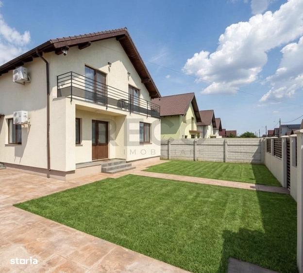Casă cu 4 camere cu Teren 290 Mp în Sântandrei