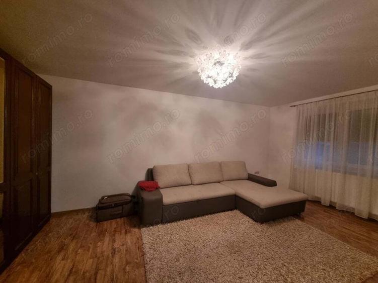 Casă cu 5 camere cu Teren 511 Mp în Ghiroda