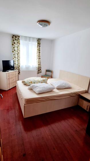 Casă cu 4 camere cu Teren 300 Mp în Zamora