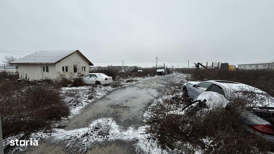 Teren de 22000 mp, în Letea Veche