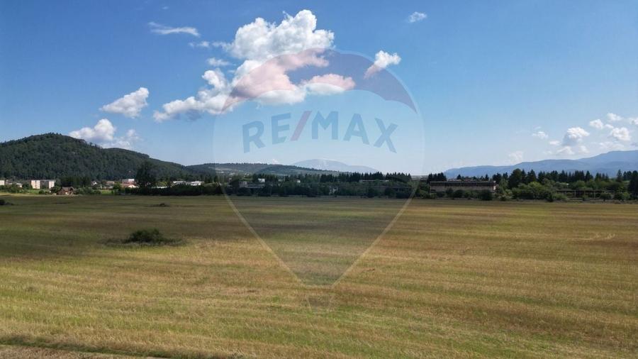Teren agricol intravilan de 1180 mp, în Sud
