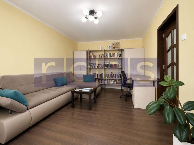 Apartament cu 2 camere decomandat în Tei