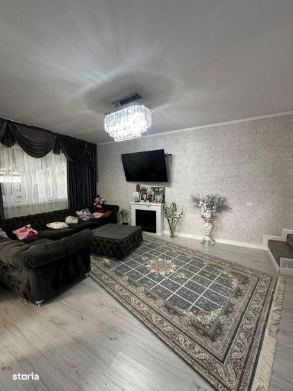 Casă cu 3 camere în Central
