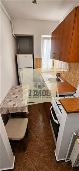 Apartament cu 2 camere semidecomandat, mobilat în Hipodrom 1