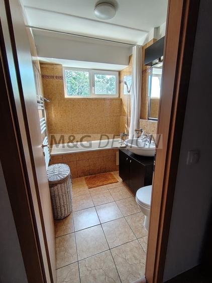 Apartament cu 2 camere semidecomandat, mobilat în Lipovei