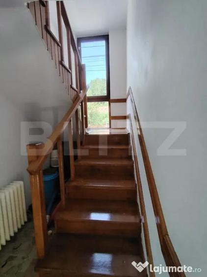 Casă cu 5 camere cu Teren 226 Mp în Sovata