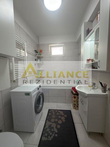 Apartament cu 2 camere decomandat, mobilat în Metalurgiei