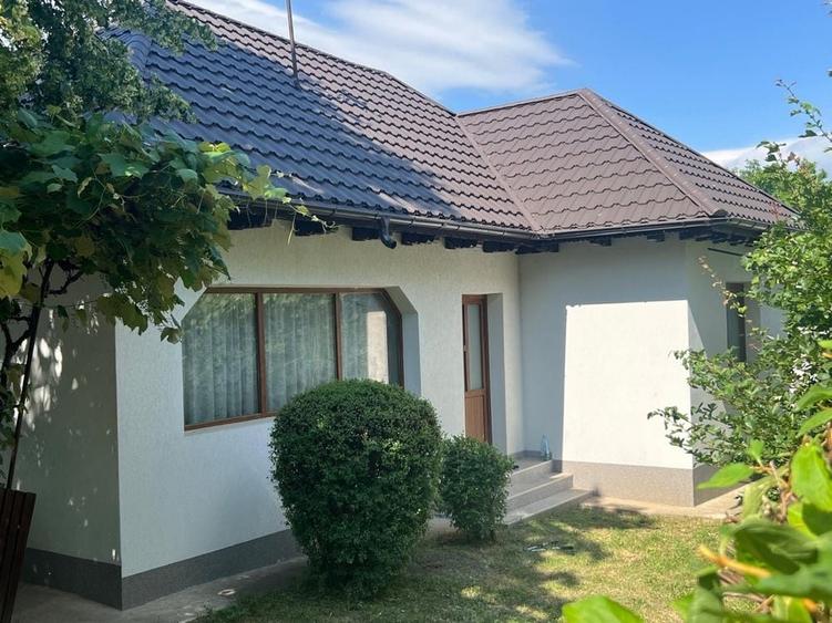 Casă cu 3 camere în Târpești