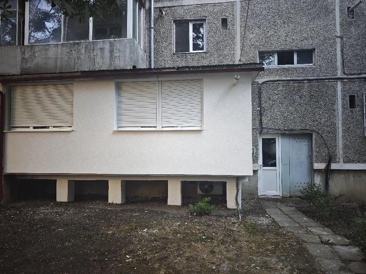 Apartament cu 2 camere decomandat în Aradului