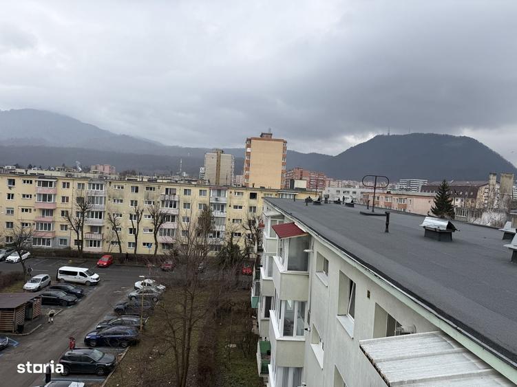Apartament cu 2 camere decomandat în Exterior Vest
