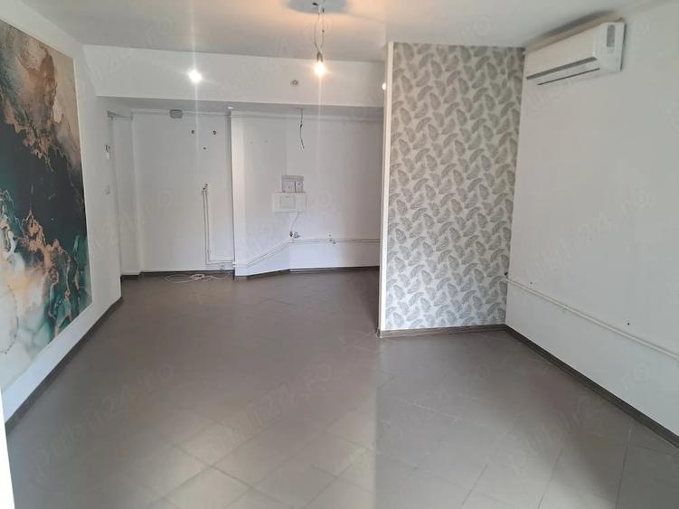 Spațiu comercial, de 34 mp, în Central