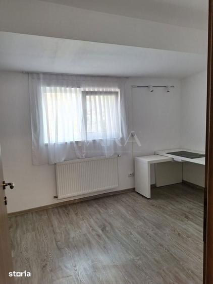 Apartament cu 4 camere în Zorilor