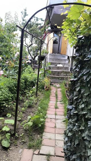 Apartament cu 3 camere decomandat în Nicolina