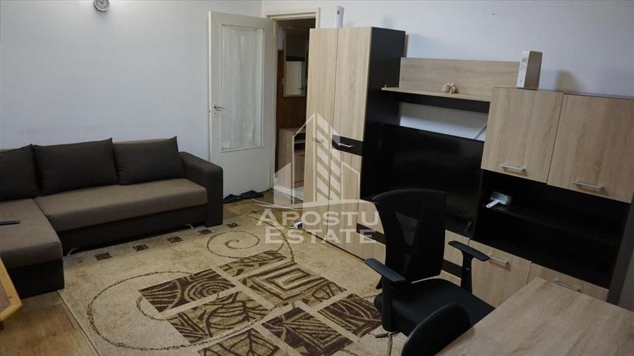 Apartament cu 2 camere nedecomandat, mobilat în Take Ionescu