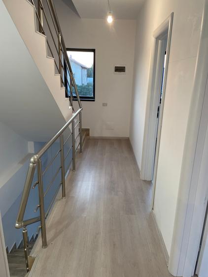 Duplex cu 4 camere cu Canalizare în Cornetu