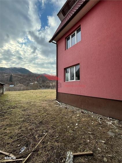 Casă cu 4 camere în Bichigiu