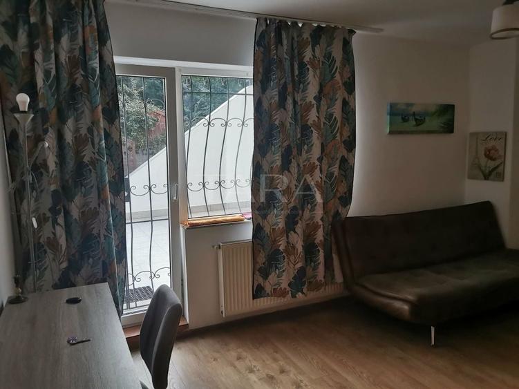 Garsonieră decomandată, mobilată în Ultracentral