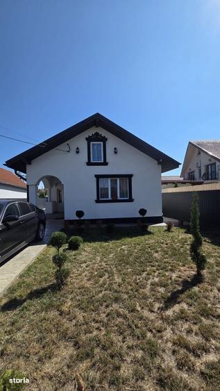 Casă cu 2 camere nedecomandat în Unio