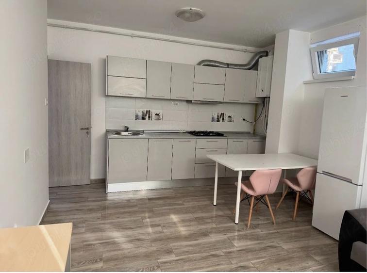 Teren de 370 mp, în Apărătorii Patriei
