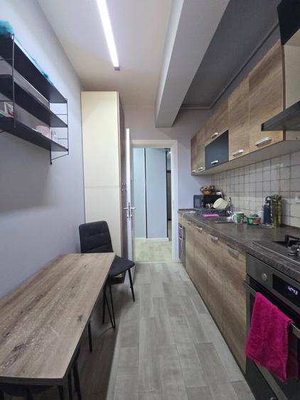 Apartament cu 2 camere decomandat în Dobroești