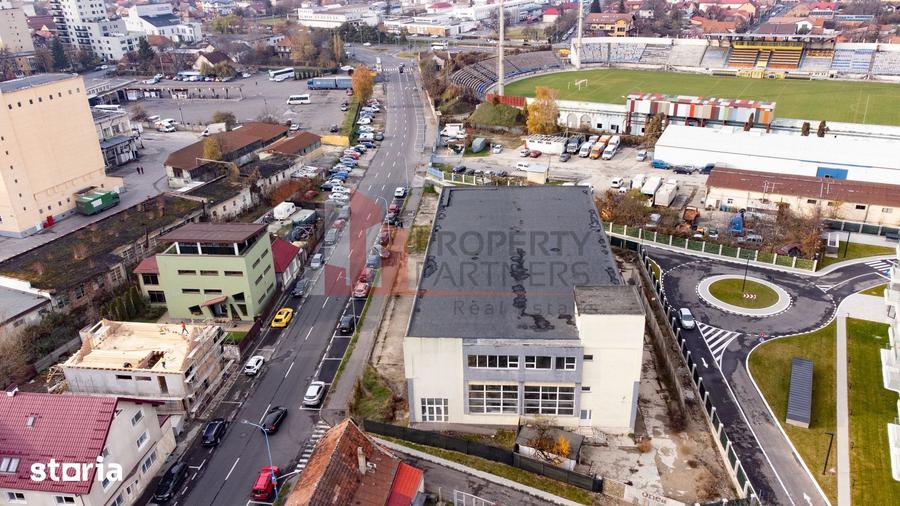 Spațiu comercial, de 3,140 mp, în Centrul Istoric