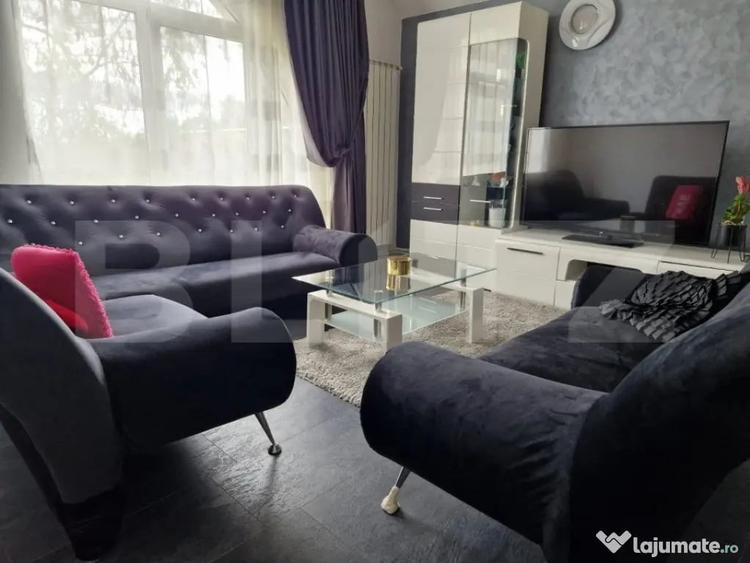 Casă cu 6 camere cu Teren 941 Mp în Sânmartin