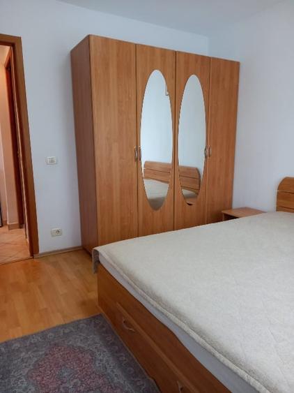 Apartament cu 2 camere decomandat, mobilat în Crângași