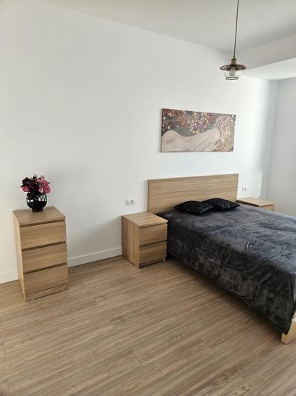Apartament cu 3 camere decomandat, mobilat în Dămăroaia