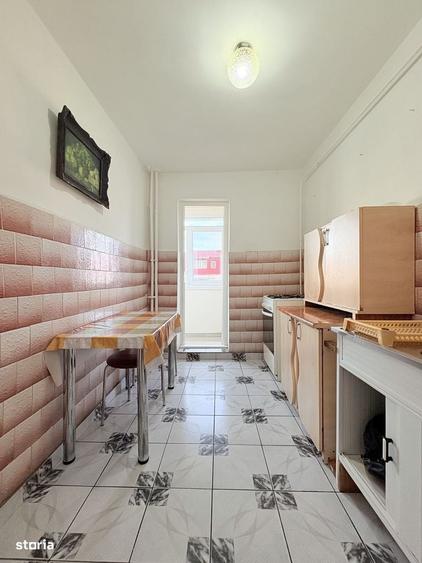Apartament cu 2 camere semidecomandat în Ostroveni