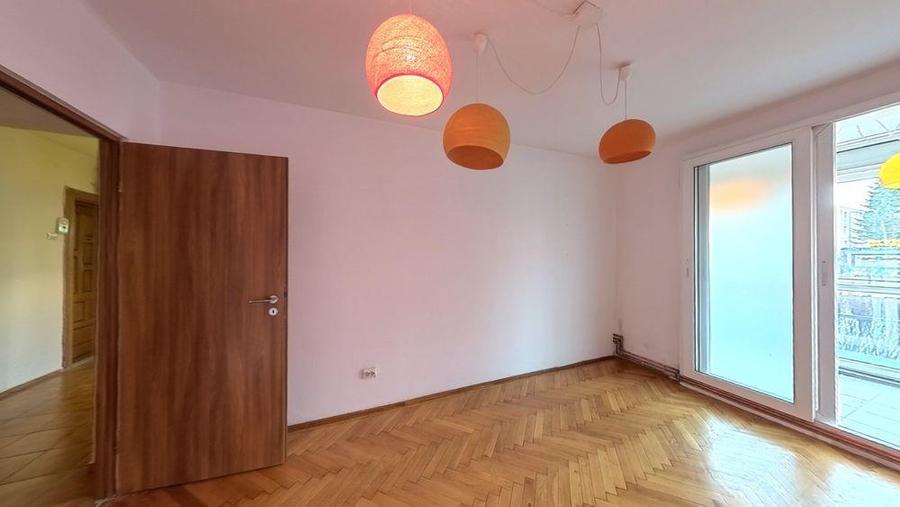 Apartament cu 3 camere decomandat în Griviței